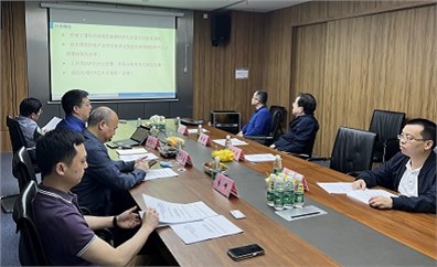 湖南省政協(xié)副主席、工商聯(lián)主席張健一行蒞臨進(jìn)芯電子指導(dǎo)工作